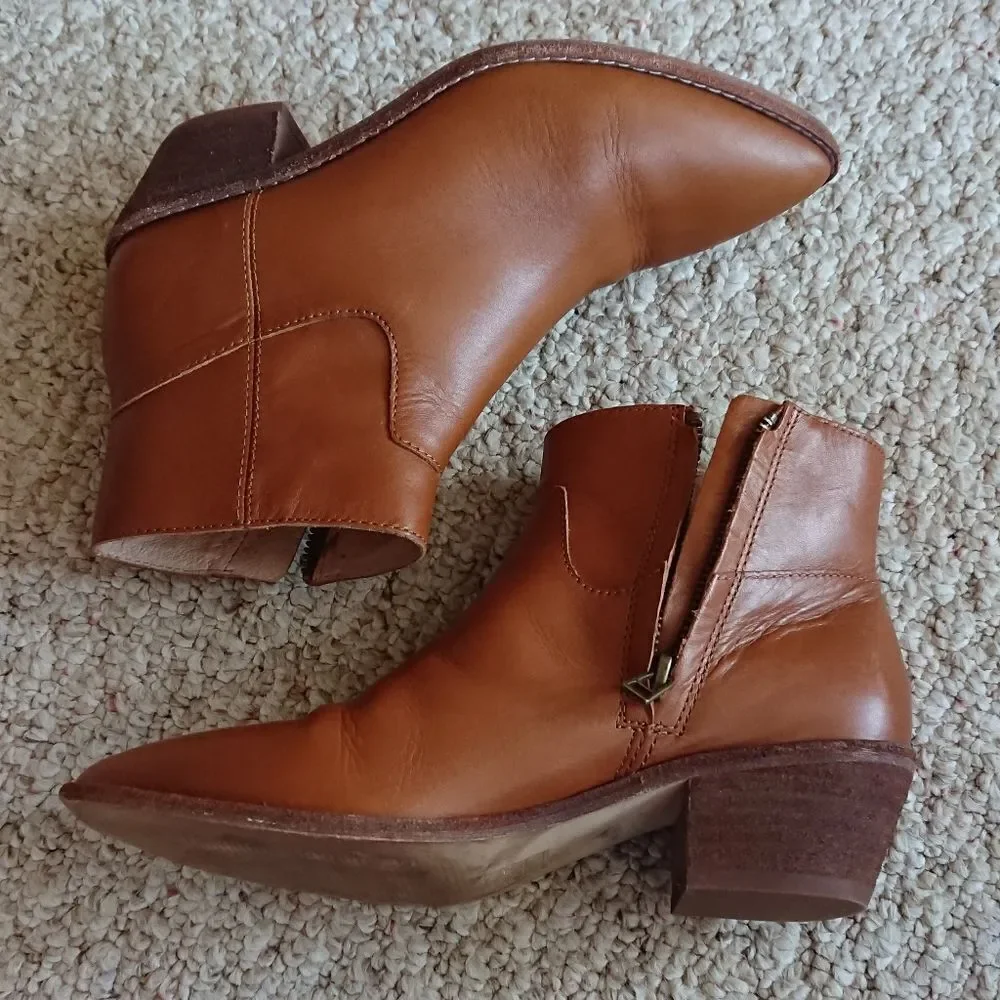Madewell The Darcy brown Ankle Boot size 5.5